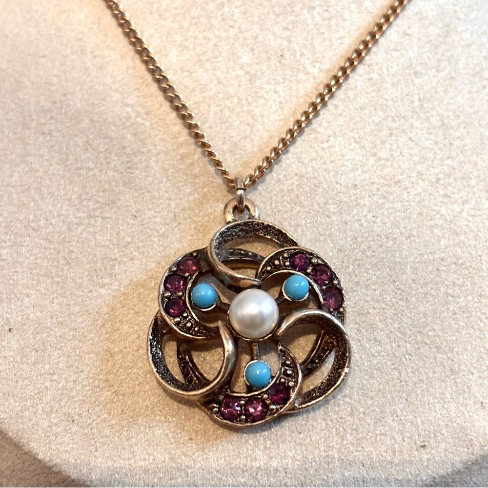Emmons Pearl and Garnet vintage gold tone pendant necklace